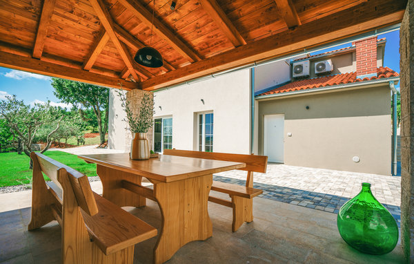 Holiday Home - Visnjan-Vizinada , Croatia - CIS250 101
