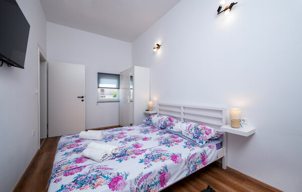 Apartment - Pula - Galizana , Croatia - CIS327 601