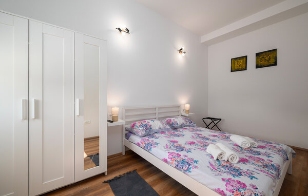 Apartment - Pula - Galizana , Croatia - CIS327 602