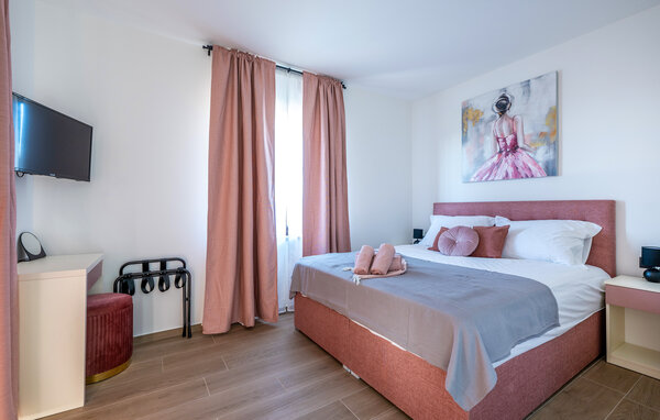Holiday Home - Vodnjan- Gajana , Croatia - CIS337 601