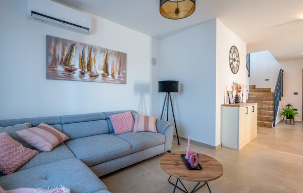 Holiday Home - Vodnjan- Gajana , Croatia - CIS337 301