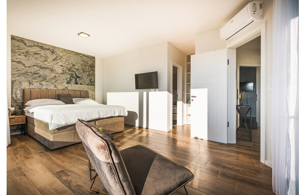 Holiday Home - Porec-Kastelir , Croatia - CIS367 602