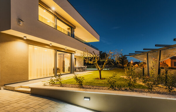 Holiday Home - Porec-Kastelir , Croatia - CIS367 89