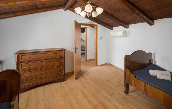 Holiday Home - Motovun - Oprtalj , Croatia - CIS384 606