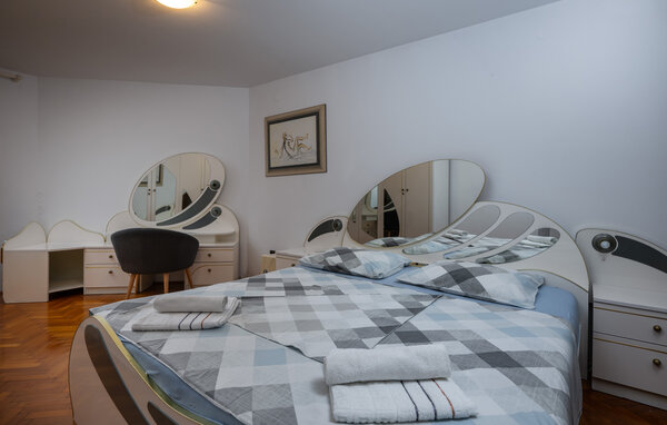 Vakantiehuis - Pula , Kroatië - CIS385 604