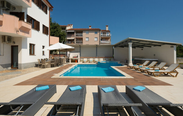 Vakantiehuis - Pula , Kroatië - CIS385 11