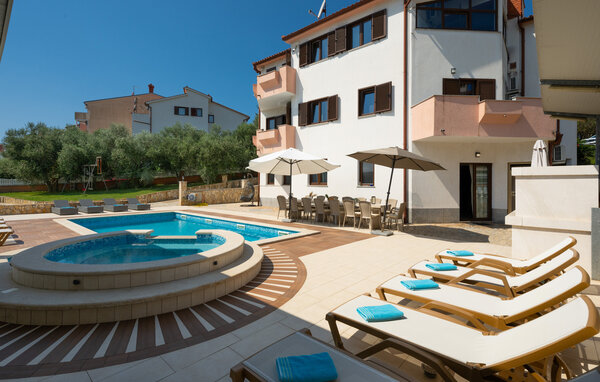 Vakantiehuis - Pula , Kroatië - CIS385 12