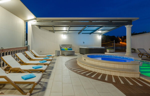 Vakantiehuis - Pula , Kroatië - CIS385 18