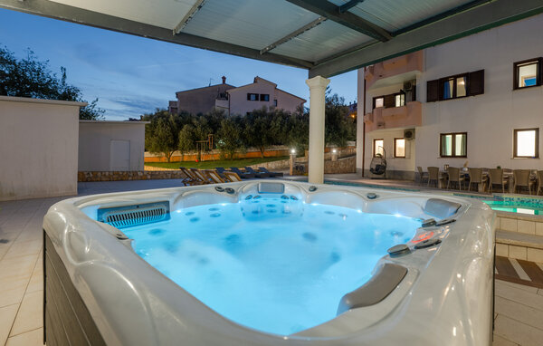 Vakantiehuis - Pula , Kroatië - CIS385 8