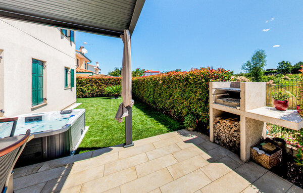 Domy wakacyjne - Buje , Chorwacja - CIS388 101