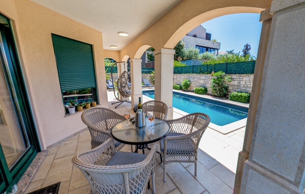 Domy wakacyjne - Buje , Chorwacja - CIS388 2