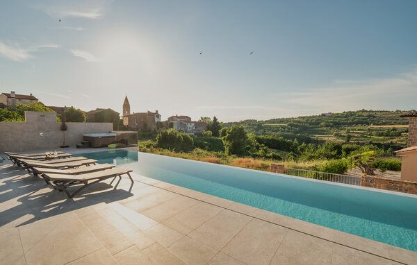 Holiday Home - Buje-Momjan , Croatia - CIS392 2