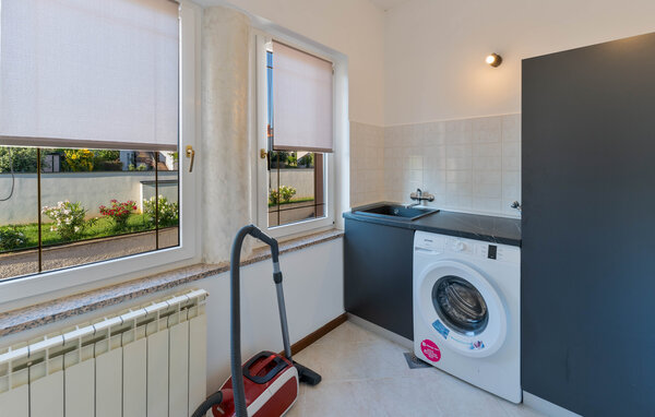 Vakantiehuis - Pula , Kroatië - CIS400 709