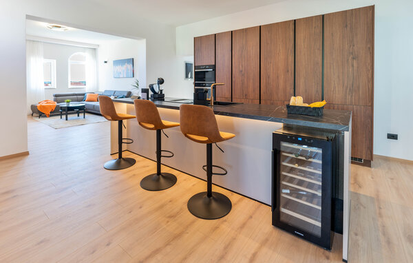 Vakantiehuis - Pula , Kroatië - CIS400 401