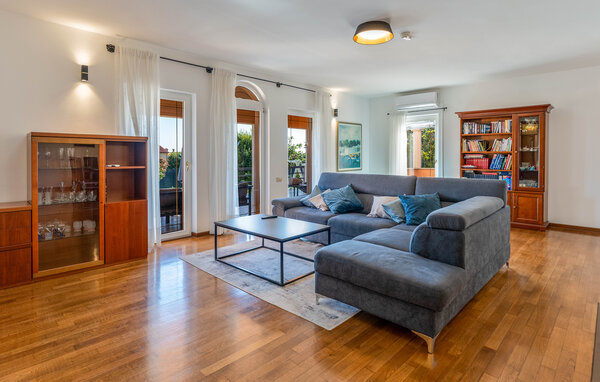 Vakantiehuis - Pula , Kroatië - CIS400 302