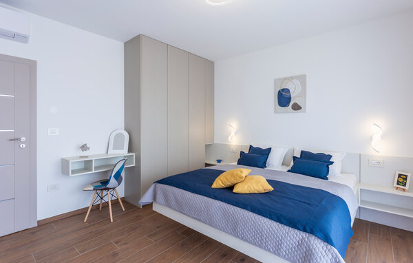 Holiday Home - Svetvincenat - Smoljanci , Croatia - CIS405 602