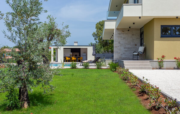 Holiday Home - Svetvincenat - Smoljanci , Croatia - CIS405 102