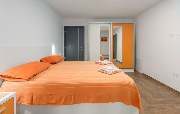 Holiday Home - Tinjan-Milohanici , Croatia - CIS429 602