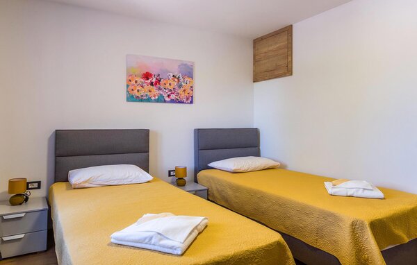 Holiday Home - Barban-Sajini , Croatia - CIS431 607