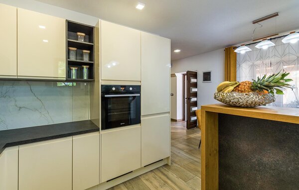 Holiday Home - Barban-Sajini , Croatia - CIS431 402