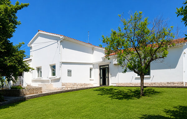Vakantiehuis - Buje , Kroatië - CIS454 81