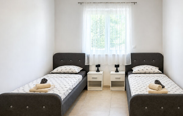 Domy wakacyjne - Vodnjan , Chorwacja - CIS463 604