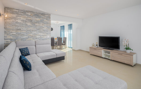 Holiday Home - Pula - Vodnjan , Croatia - CIS467 3
