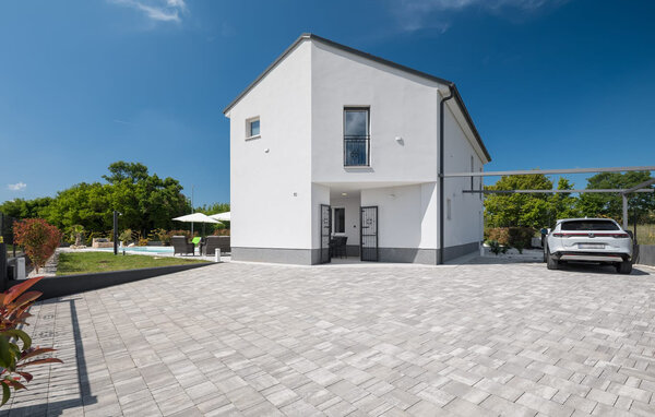 Holiday Home - Kanfanar-Barat , Croatia - CIS476 81
