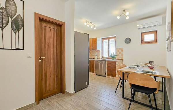 Domy wakacyjne - Novigrad-Buzinija , Chorwacja - CIU903 404