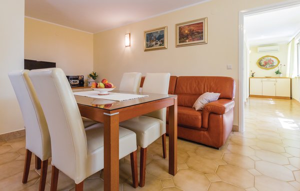 Apartment - Kanfanar , Croatia - CIV655 402