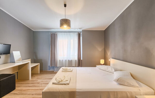 Holiday Home - Rovinjsko selo , Croatia - CIV865 611