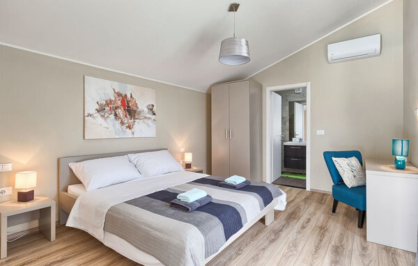 Holiday Home - Rovinjsko selo , Croatia - CIV865 615