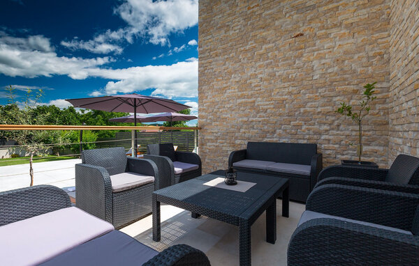 Holiday Home - Rovinjsko selo , Croatia - CIV865 101