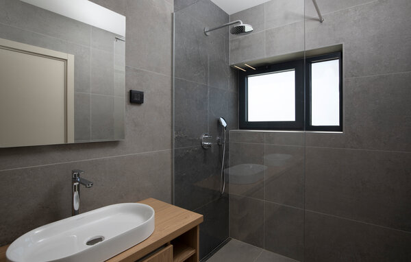 Vakantiehuis - Rovinj-Bale , Kroatië - CIV903 617