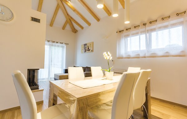 Ferienhaus - Pula-Sisan , Kroatien - CIZ330 303