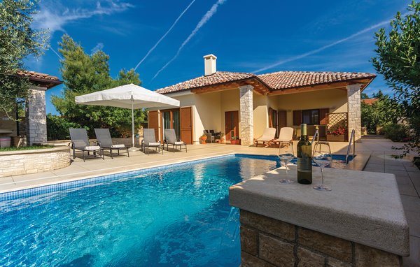 Ferienhaus - Pula-Sisan , Kroatien - CIZ330 81
