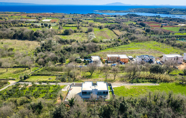 Domy wakacyjne - Liznjan , Chorwacja - CIZ477 83