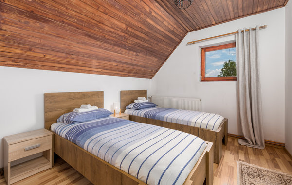 Kuća-za-odmor - Gorski kotar - Stari Laz , Hrvatska - CKB300 604