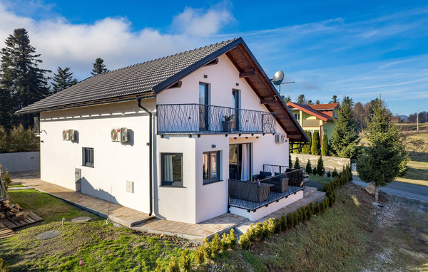Kuća-za-odmor - Gorski Kotar-Fuzine , Hrvatska - CKB377 82