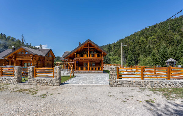 Domy wakacyjne - Gorski Kotar-Fuzine , Chorwacja - CKB413 81