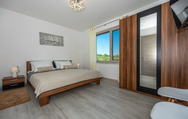 Holiday Home - Krk-Pinezici , Croatia - CKI441 605