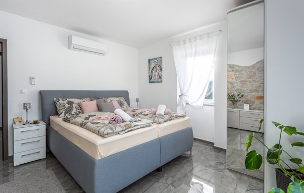 Holiday Home - Krk-Rasopasno , Croatia - CKI491 601