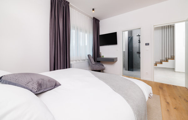 Ferienhaus - Krk-Dobrinj , Kroatien - CKI570 604