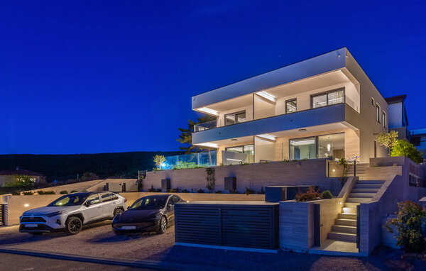 Vacation home Villa Punat Hills with pool 1