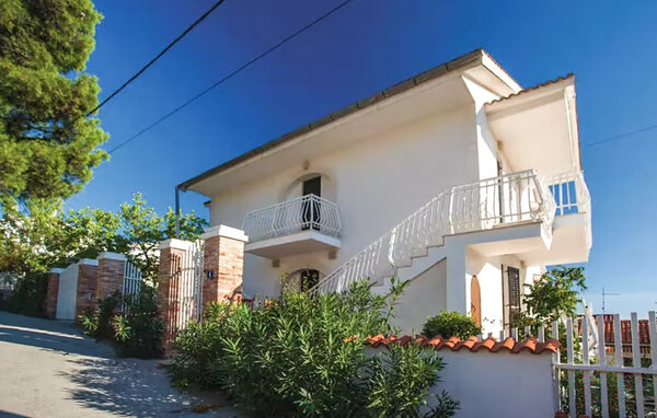 Apartment - Krk-Omisalj , Croatia - CKI707 82