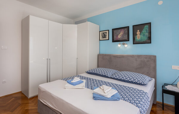 Apartment - Novi Vinodolski , Croatia - CKN491 602