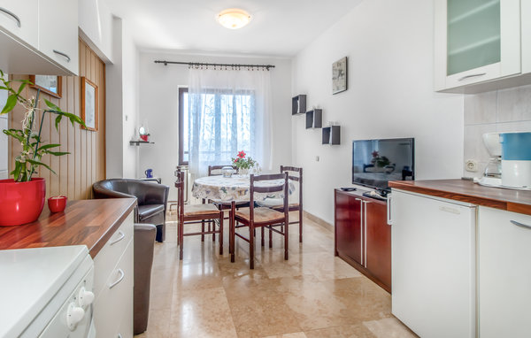 Apartamento - Novi Vinodolski , Croacia - CKN606 4