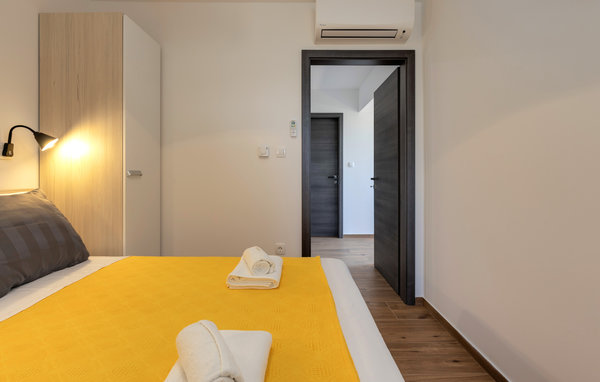 Casa de vacaciones - Novi Vinodolski-Ledenice , Croacia - CKN656 606
