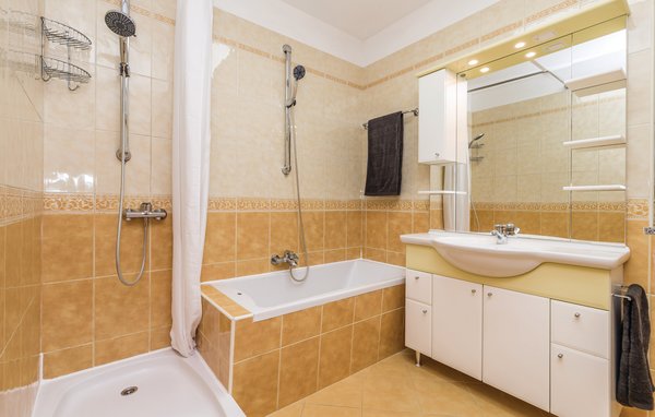 Domy wakacyjne - Opatija-Kastav , Chorwacja - CKO858 701