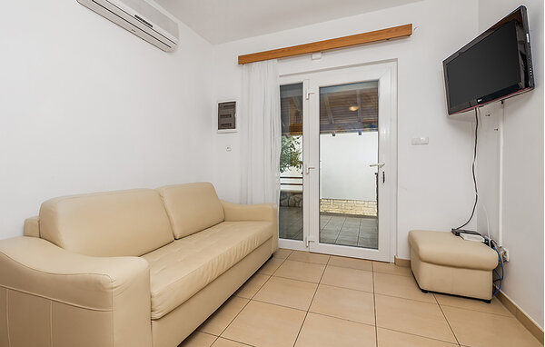 Domy wakacyjne - Rab-Kampor , Chorwacja - CKR023 301